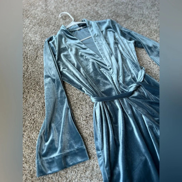 Velvet women’s robe size S - Picture 5 of 8